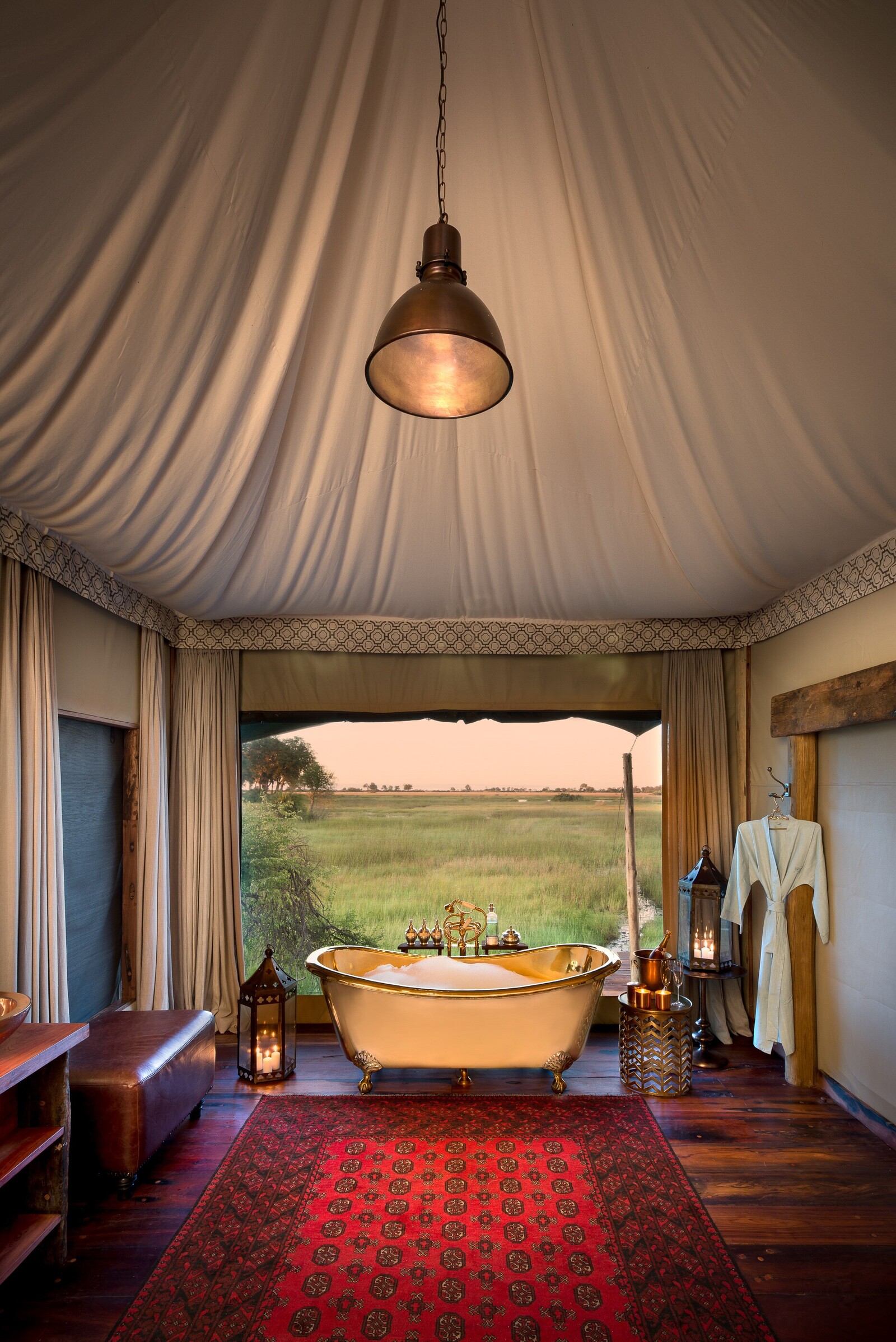 Duba Plains Camp